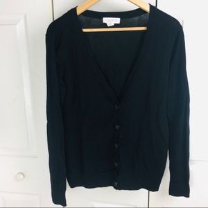 Forever 21 fitted black v-neck button cardigan